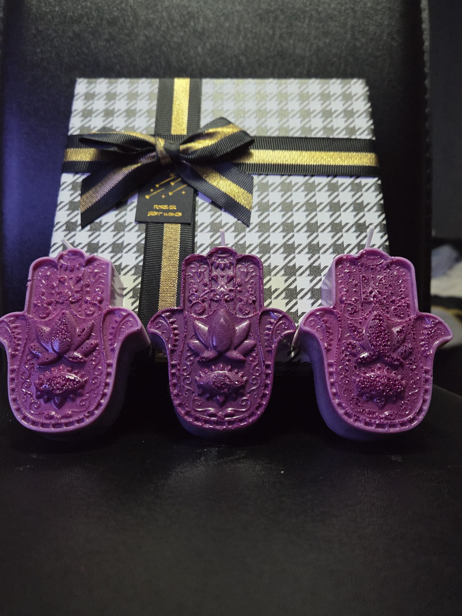 3 manos de Fátima con olor a caramelo