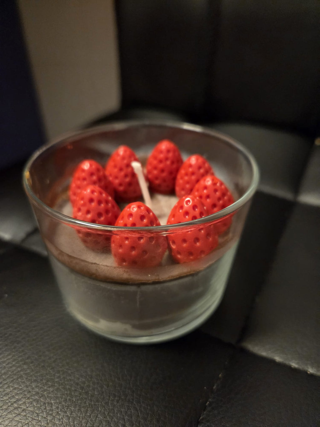 Vela de chocolate con fresas