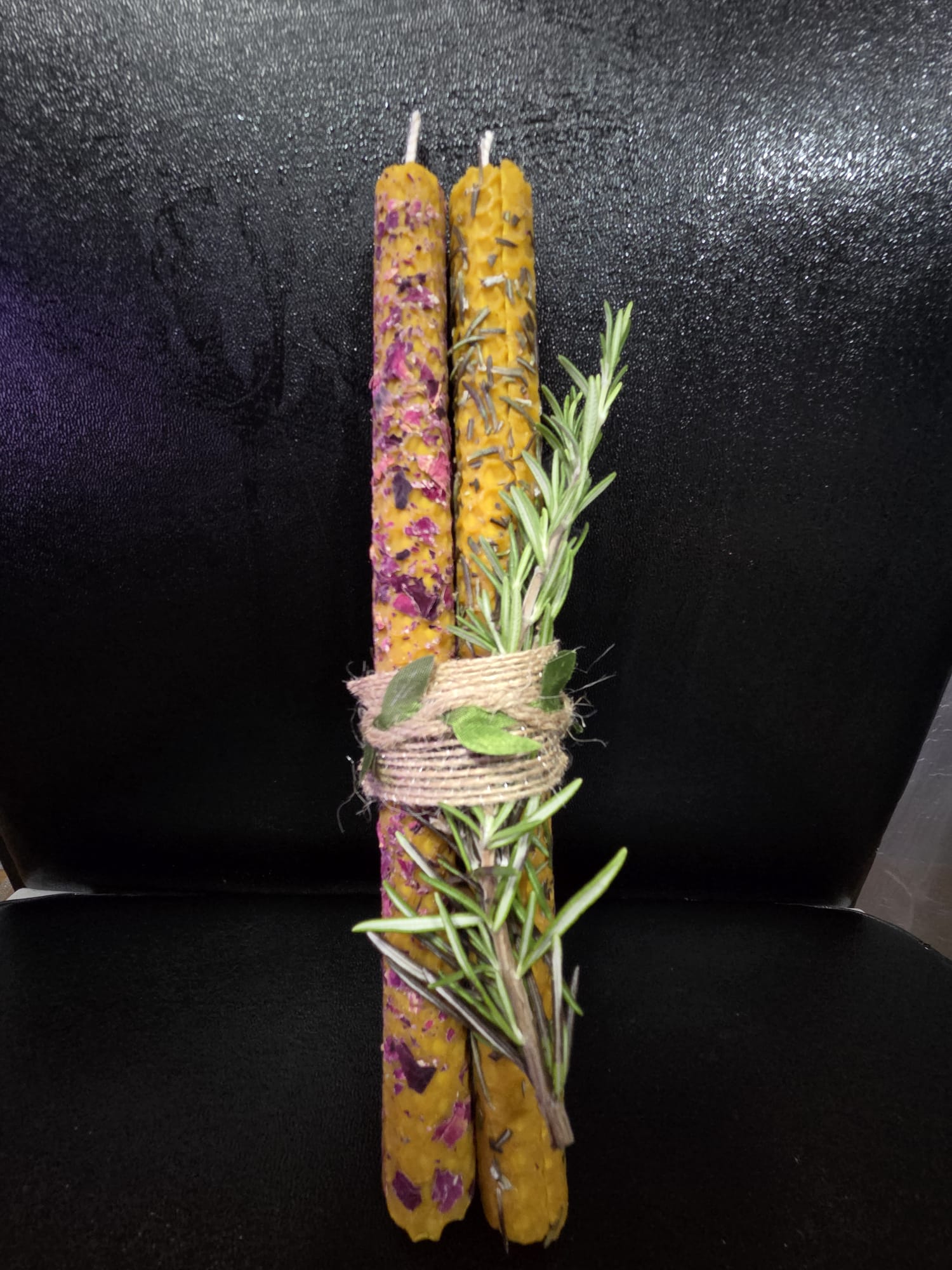 2 Velas Cera Miel Abejas Ritualizadas 22cm