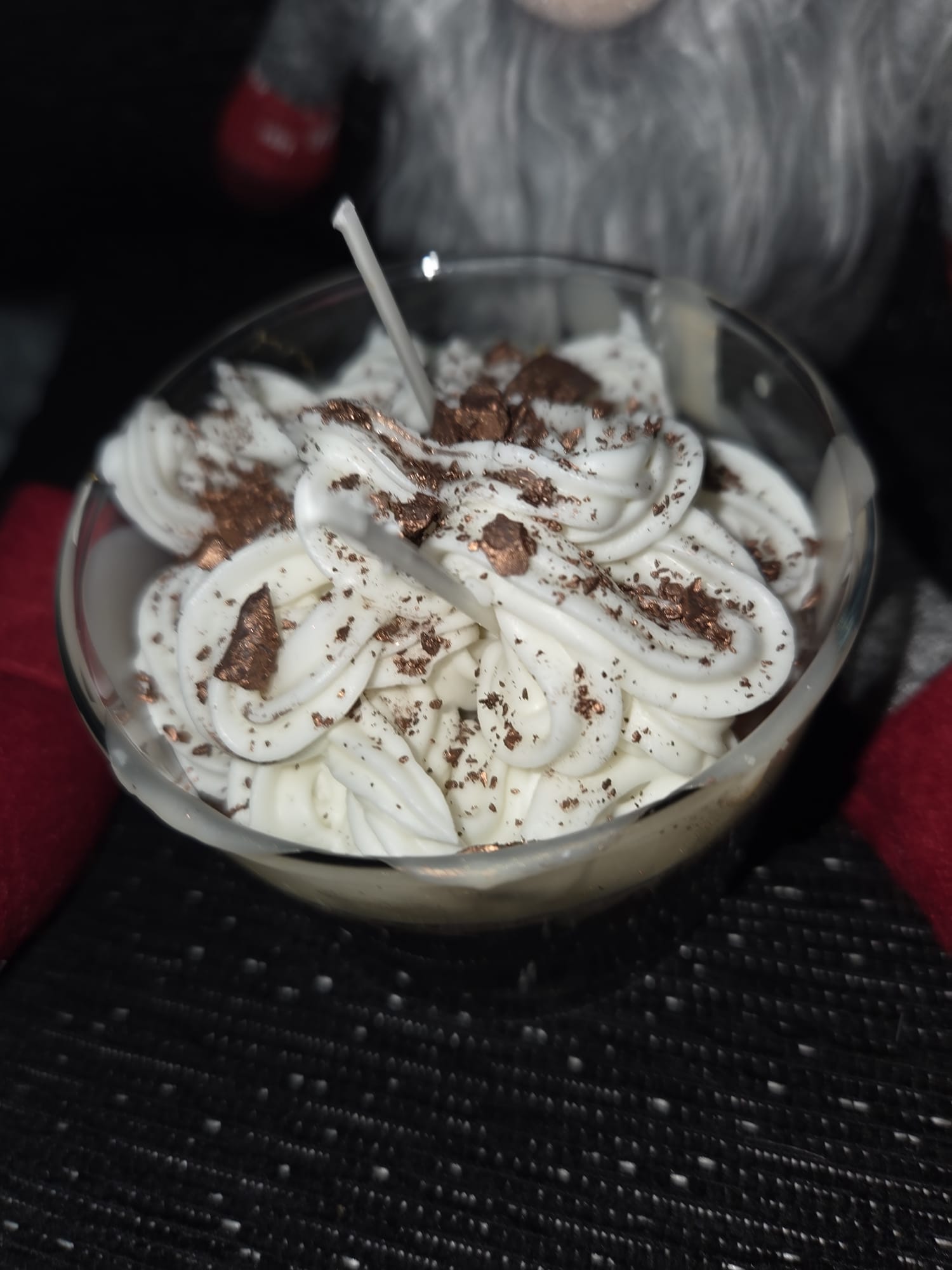 Vela de vaso capuchino con nata chantilly con olor a chocolate
